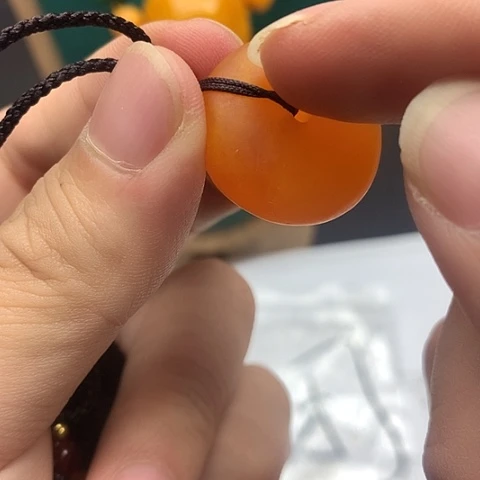 琥珀颈饰未镶嵌Y05