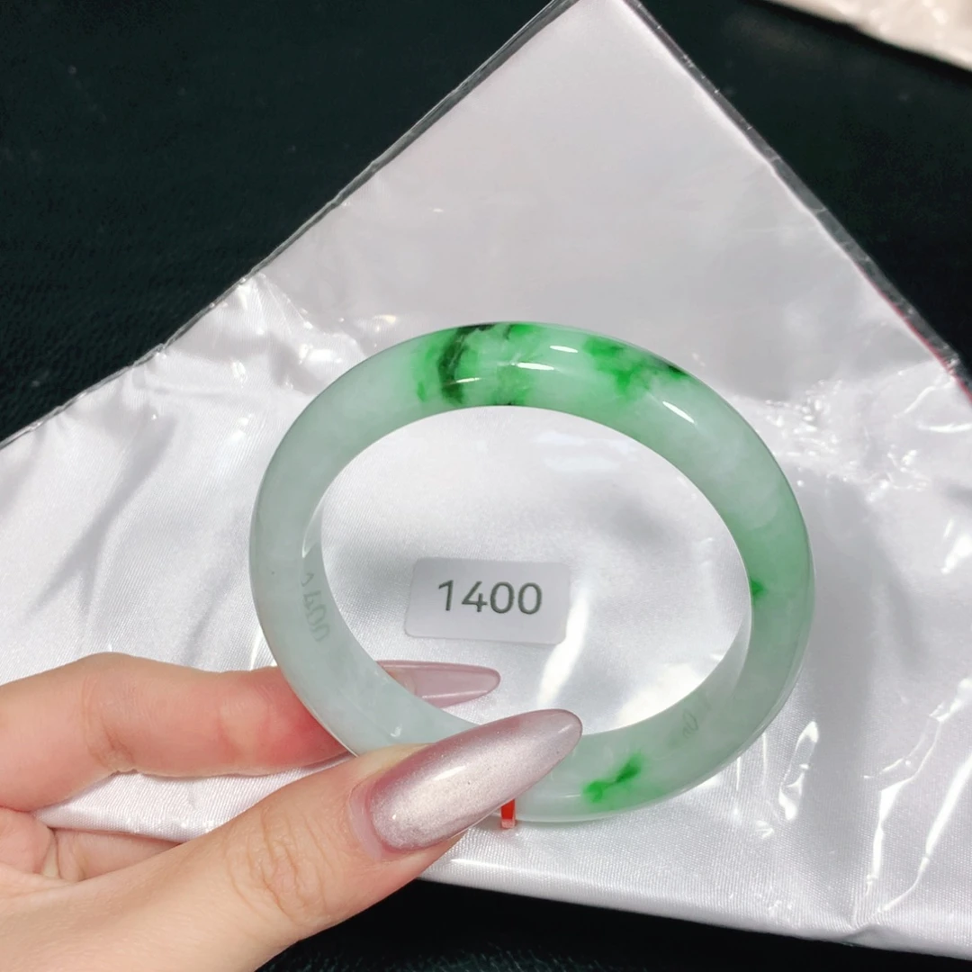 翡翠未镶嵌手镯1400-04