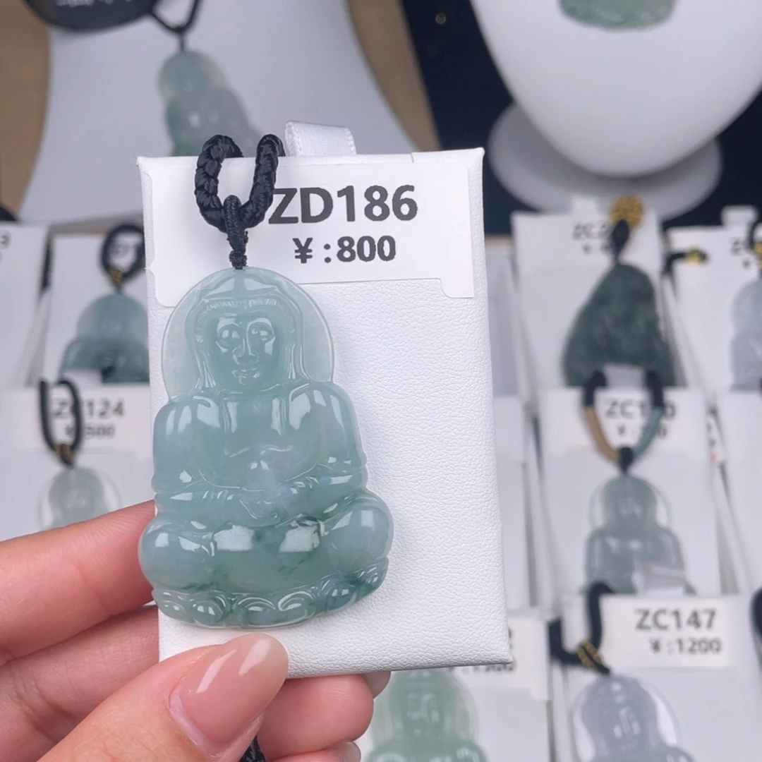 翡翠未镶嵌颈饰zd186