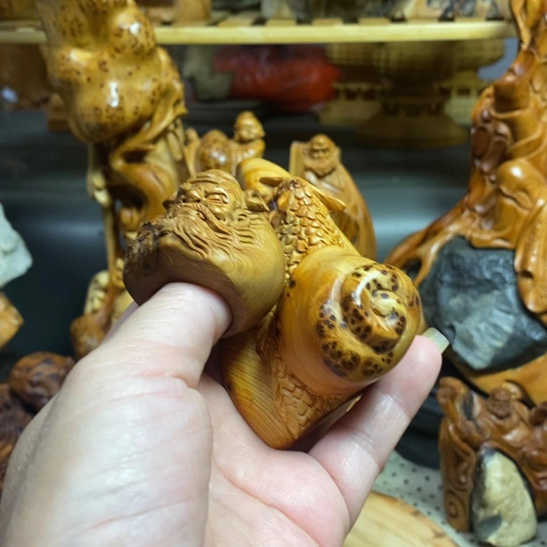 柏木（崖柏）糊***玩太行山上