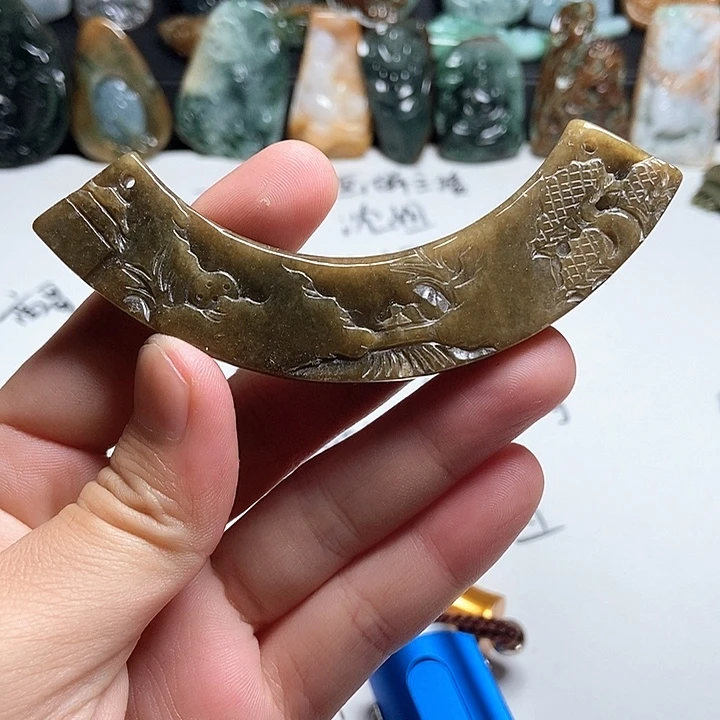 翡翠未镶嵌颈饰翡翠a货