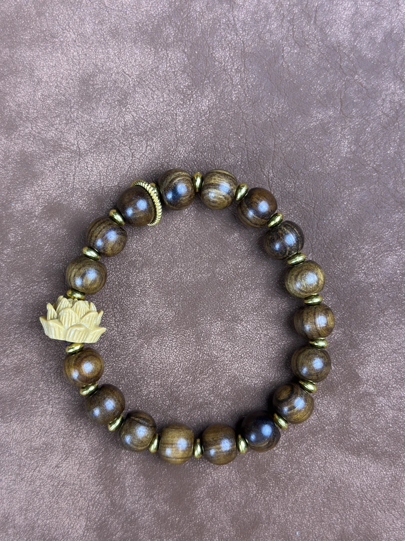 j049精品手串【无礼盒】