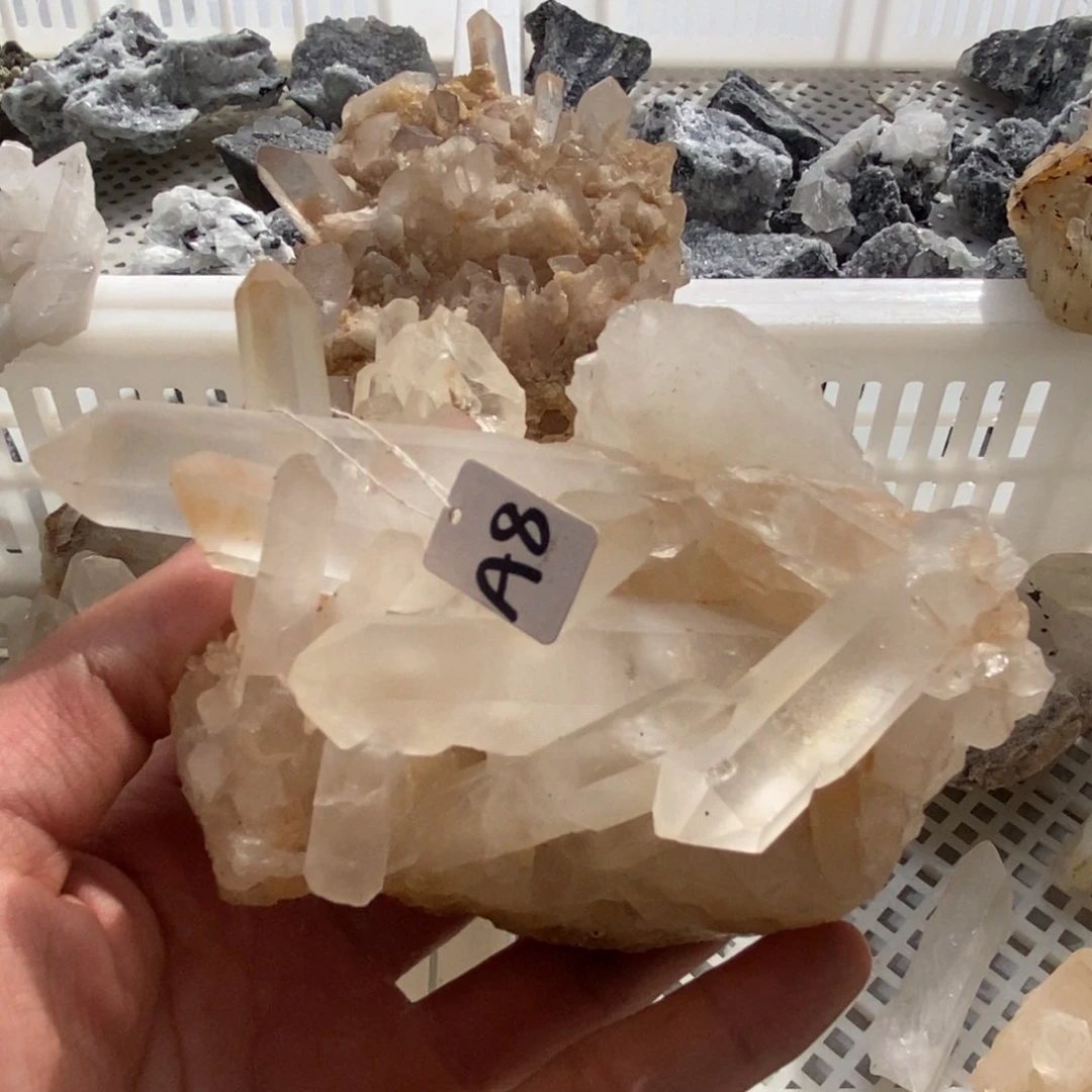 水晶水晶原石摆件未镶嵌宛**儿