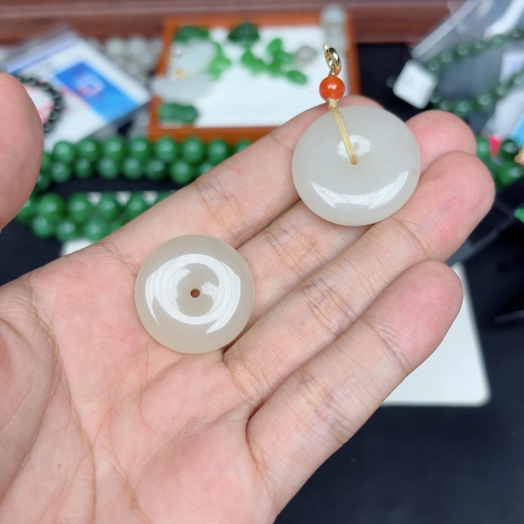 手链未镶嵌和田玉吊坠拍一发一多样性