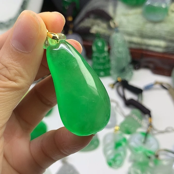 颈饰未镶嵌翡翠源头