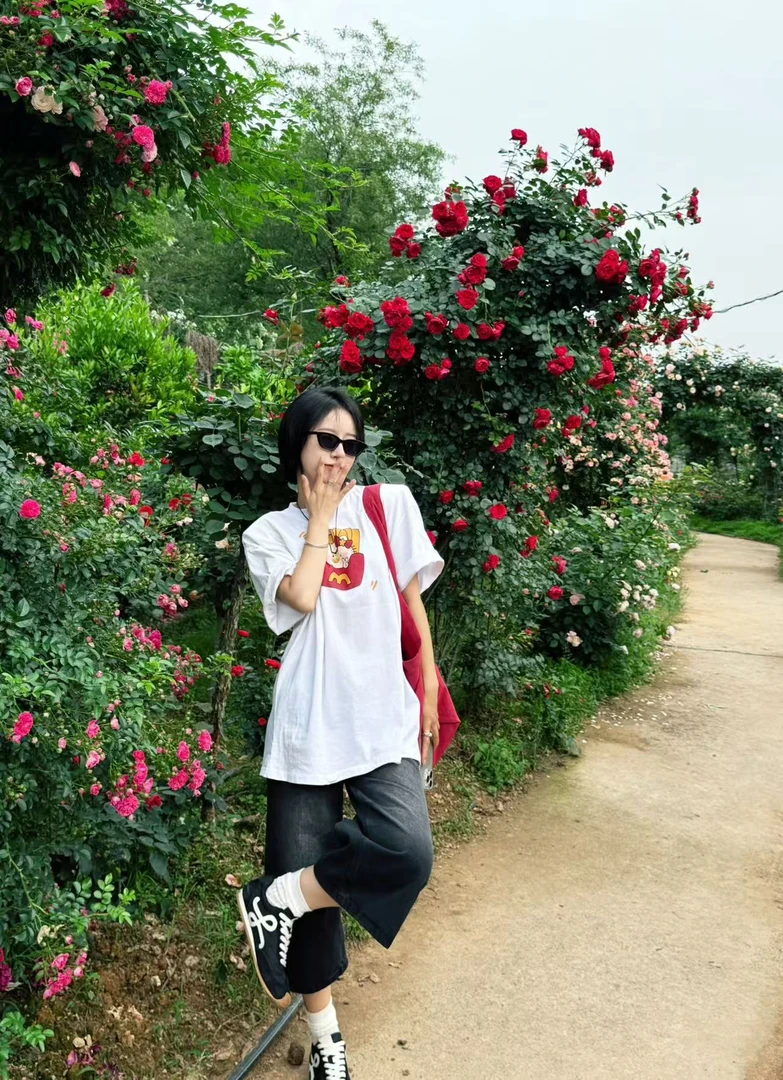 8819#【大四禧】薯条猫咪印花T恤（福利商品No退No换）