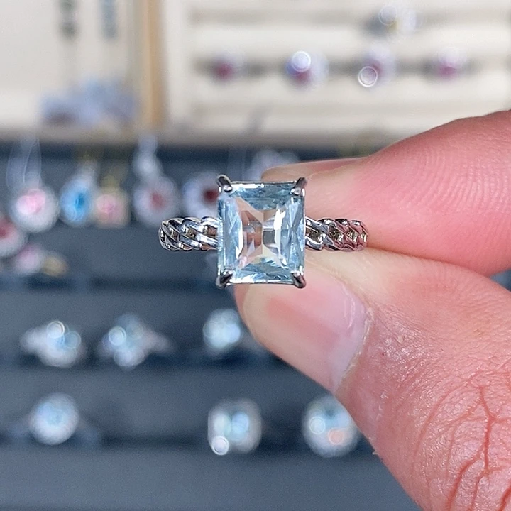 海蓝宝石戒圈银S925镶嵌大**儿