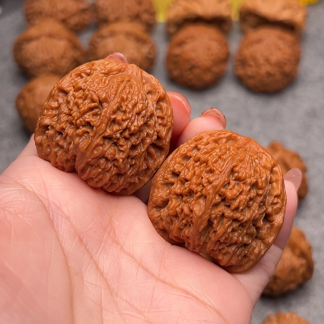 把件文玩核桃精品粗棱南疆石39.5全品毕业款