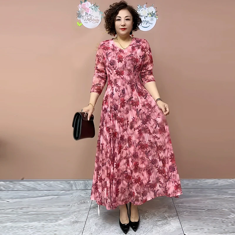 小个子妈妈高档宽松打底裙中老年女装时尚百搭连衣裙阔太太碎花裙
