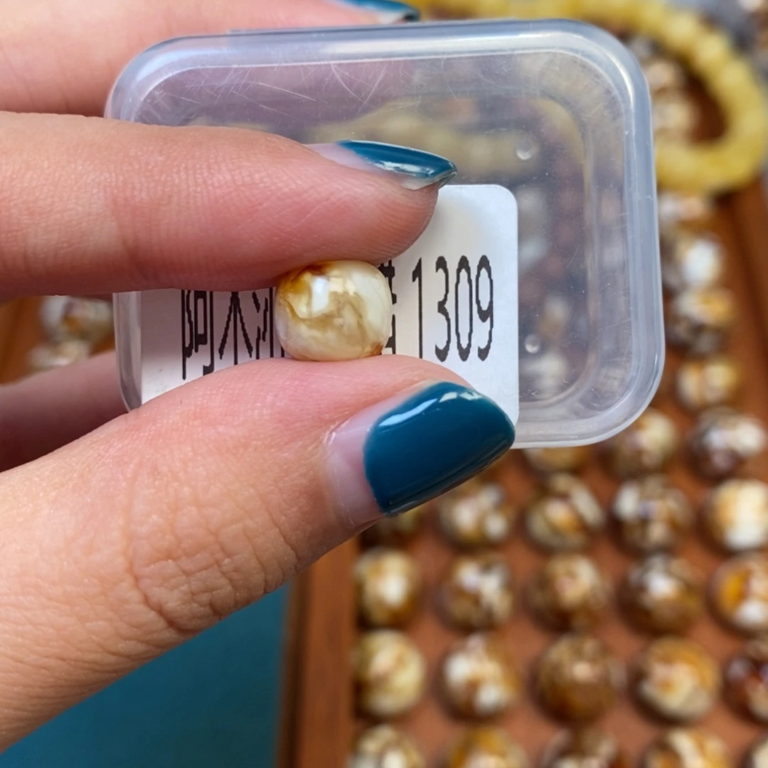 把件猴头核桃沁色圆珠老型1309