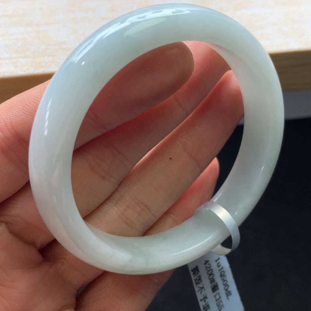 翡翠未镶嵌手镯手镯