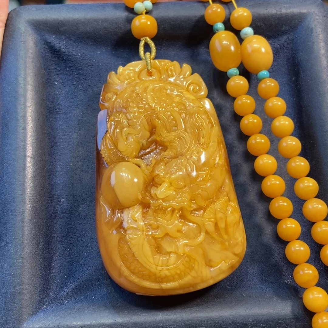 琥珀颈饰未镶嵌蜜蜡