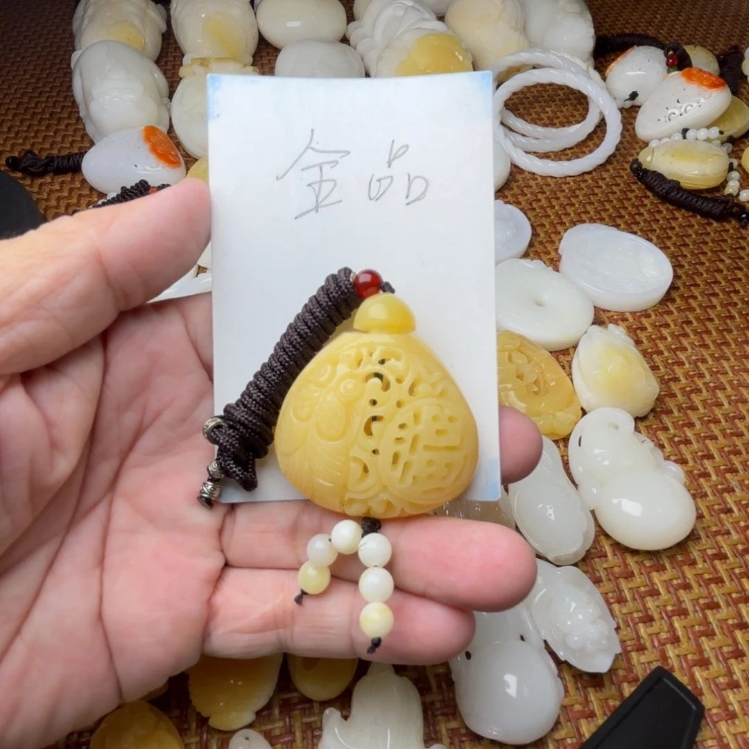 非金属贝壳全品吊坠
