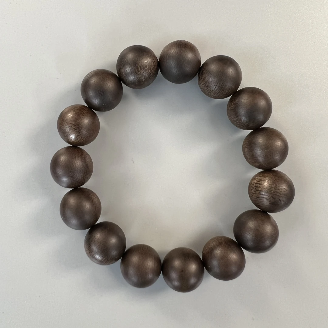 Z-147【芽庄黑油格满油】沉香约15mm，27.78g