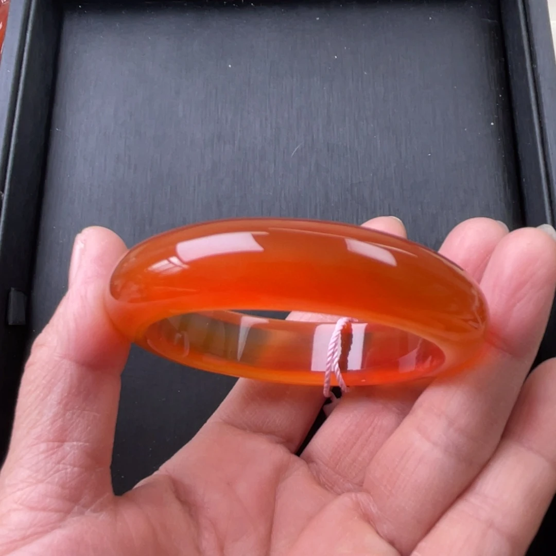 玛瑙/玉髓手镯未镶嵌54圈口