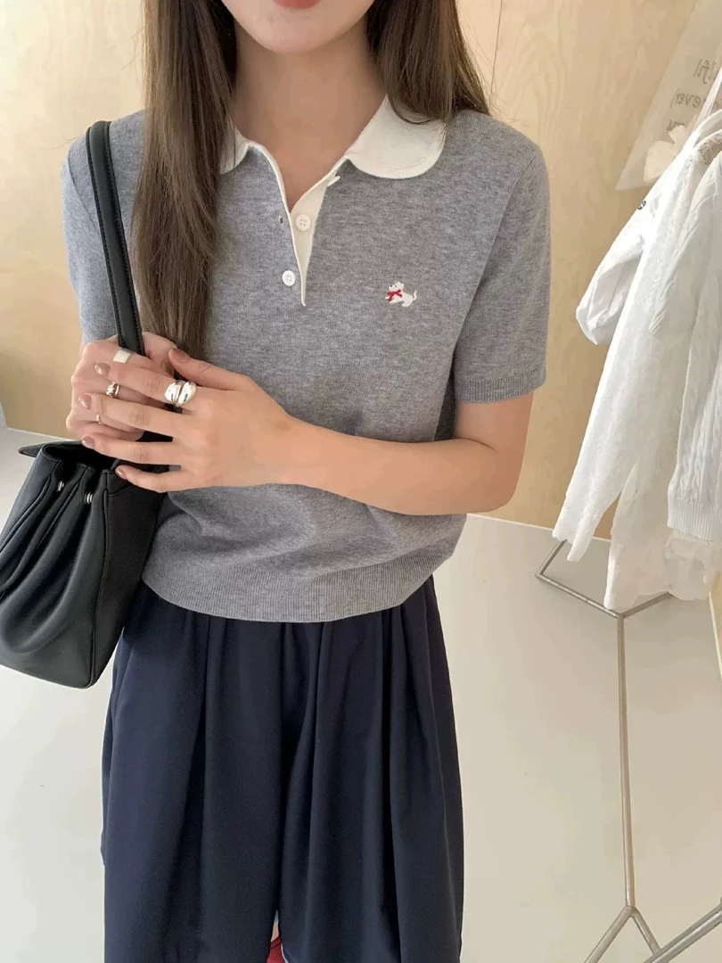 减龄polo领上衣韩系短款气质高级时尚小个子灰色翻领针织衫t恤女