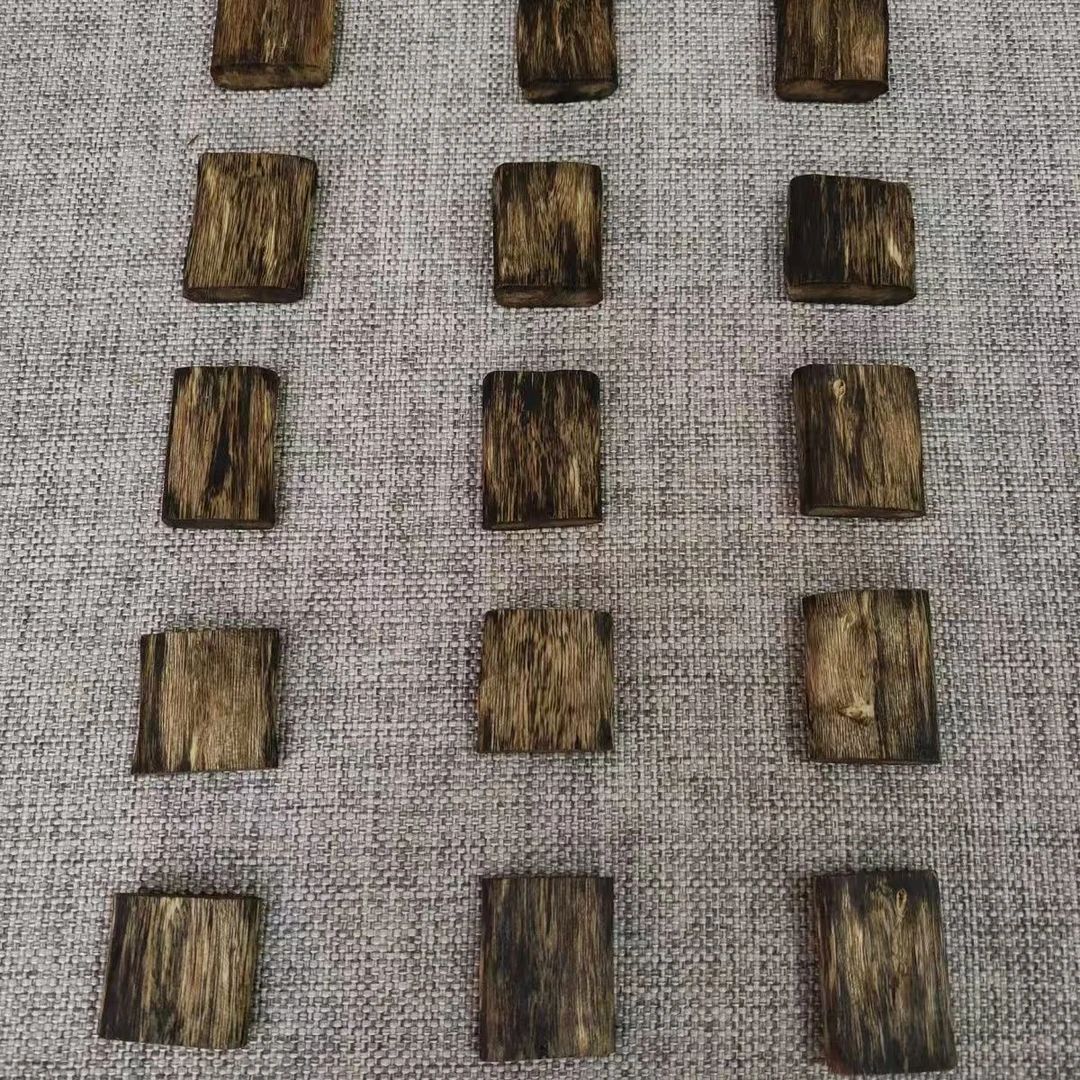 沉香奇楠老料素牌无事牌随形