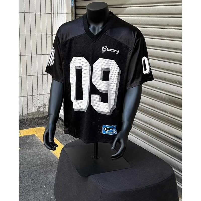 宽松型黑色男翻领圆领V领透气印花时尚美式运动T恤