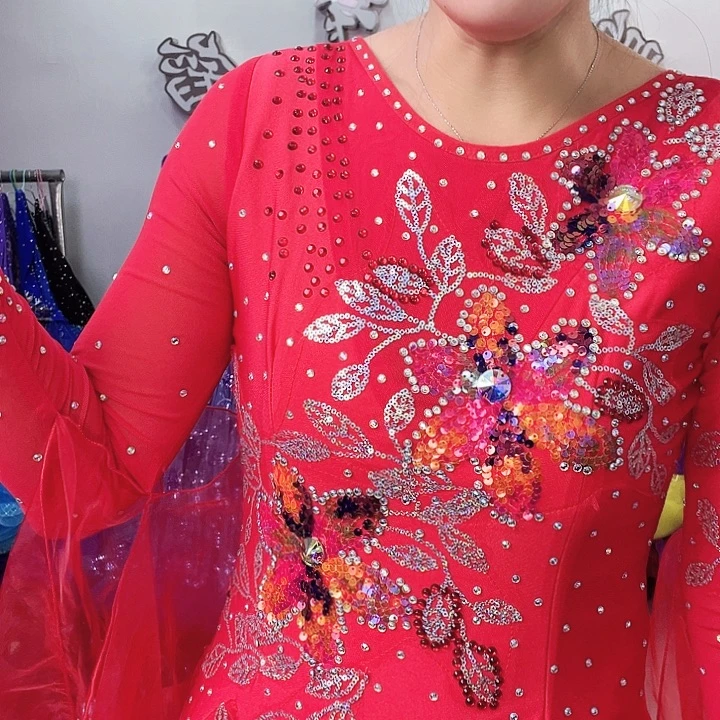 交谊舞的舞蹈动作和