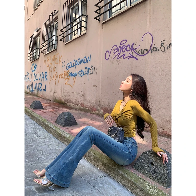 ACHI大也池◆逆天腿精~高腰显瘦复古微喇牛仔裤女