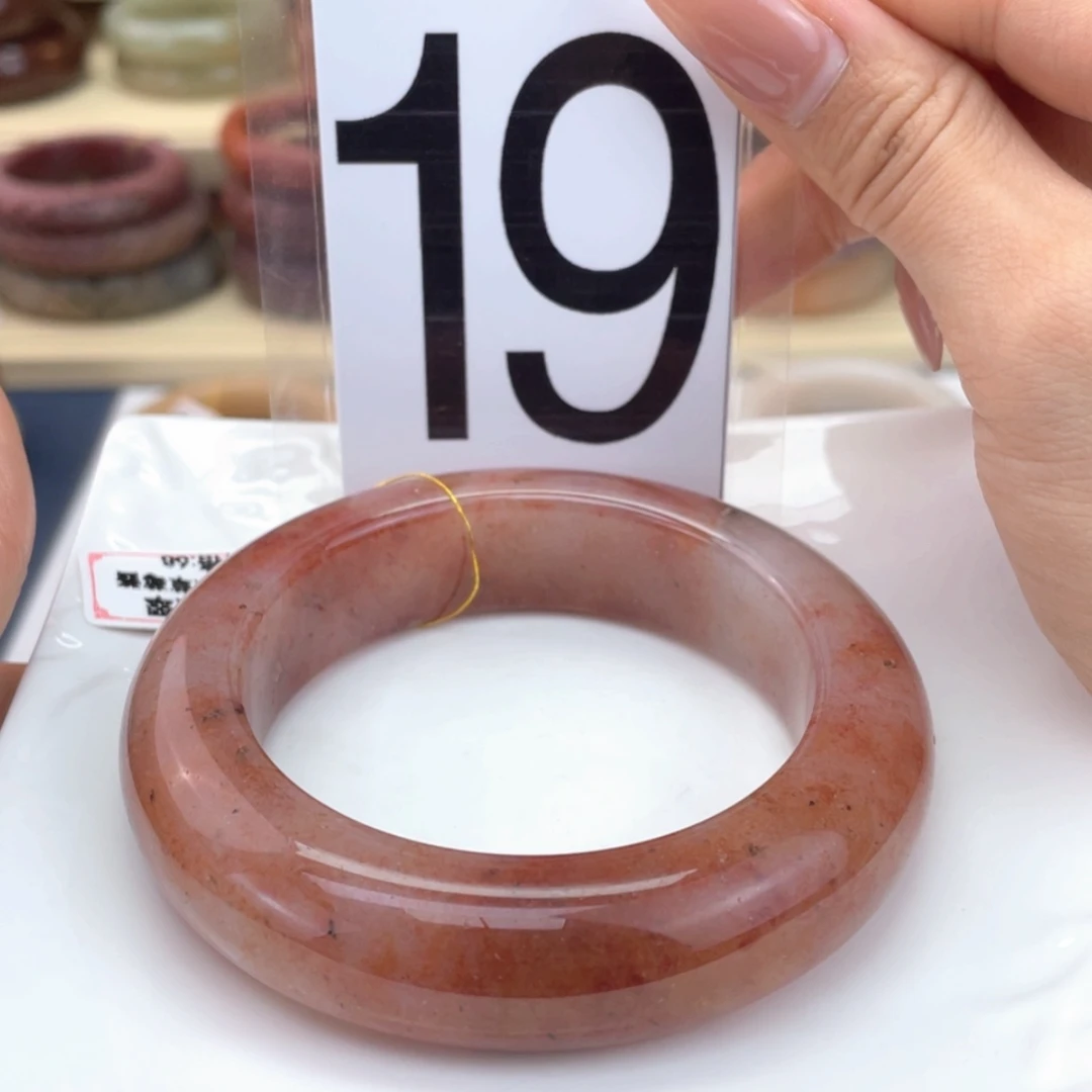 【闪购商品】石英质玉手镯未镶嵌