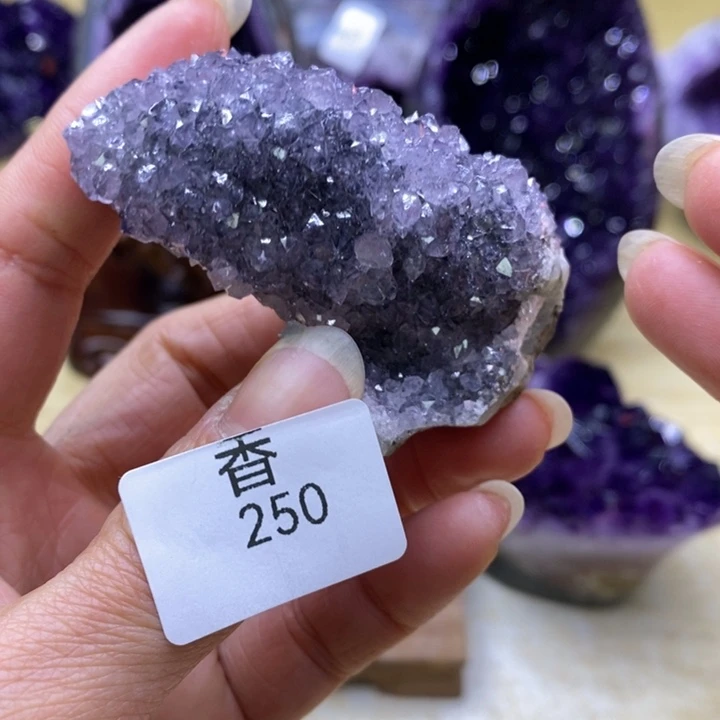 水晶大型摆件（非配饰）未镶嵌