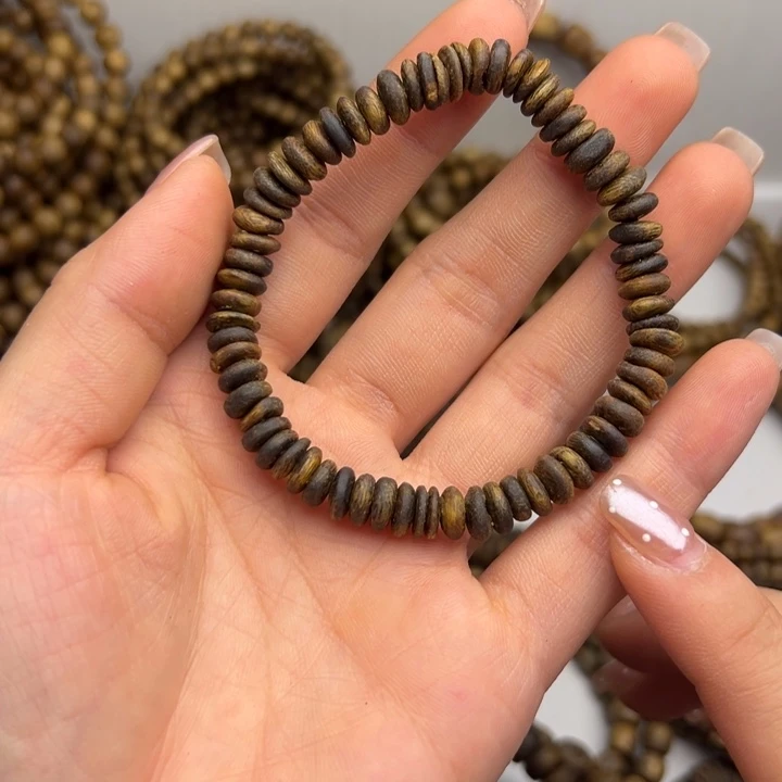 沉香碎屑沉香种植奇楠沉水浮纽扣珠 卡07，5.9克