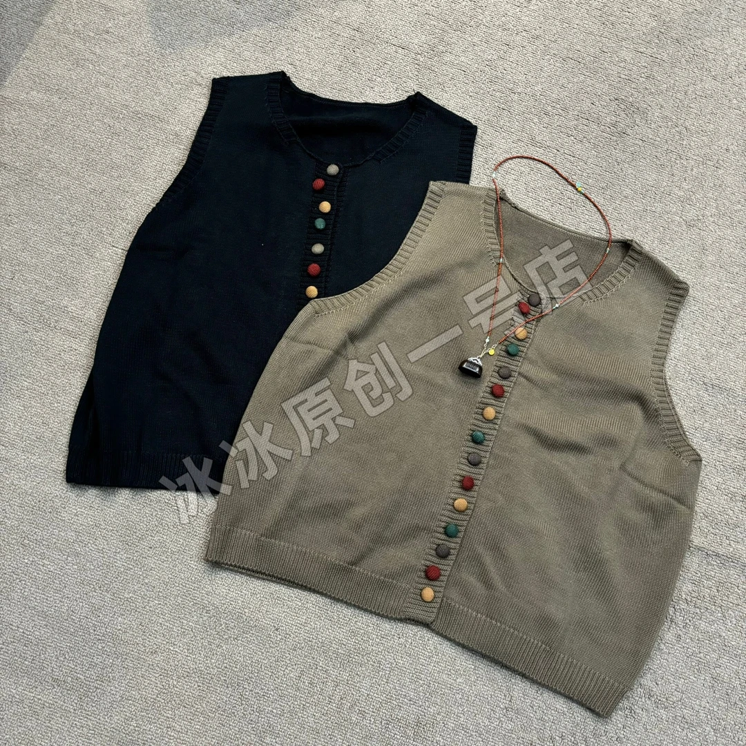 【冰冰一号店】26113#精品彩色排扣针织马甲复古