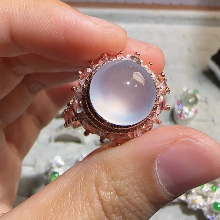 定制翡翠未镶嵌翡翠