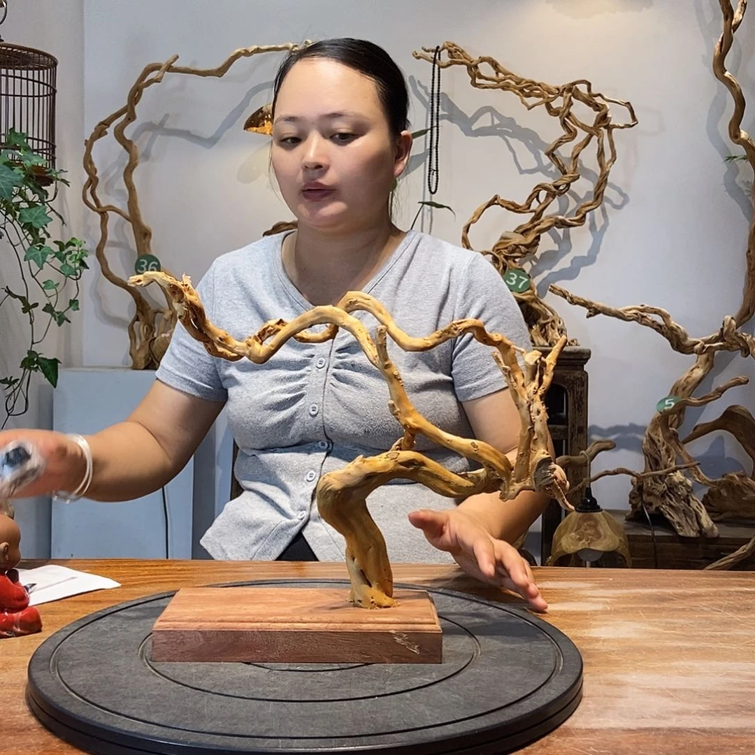 天然根雕陶制艺术品