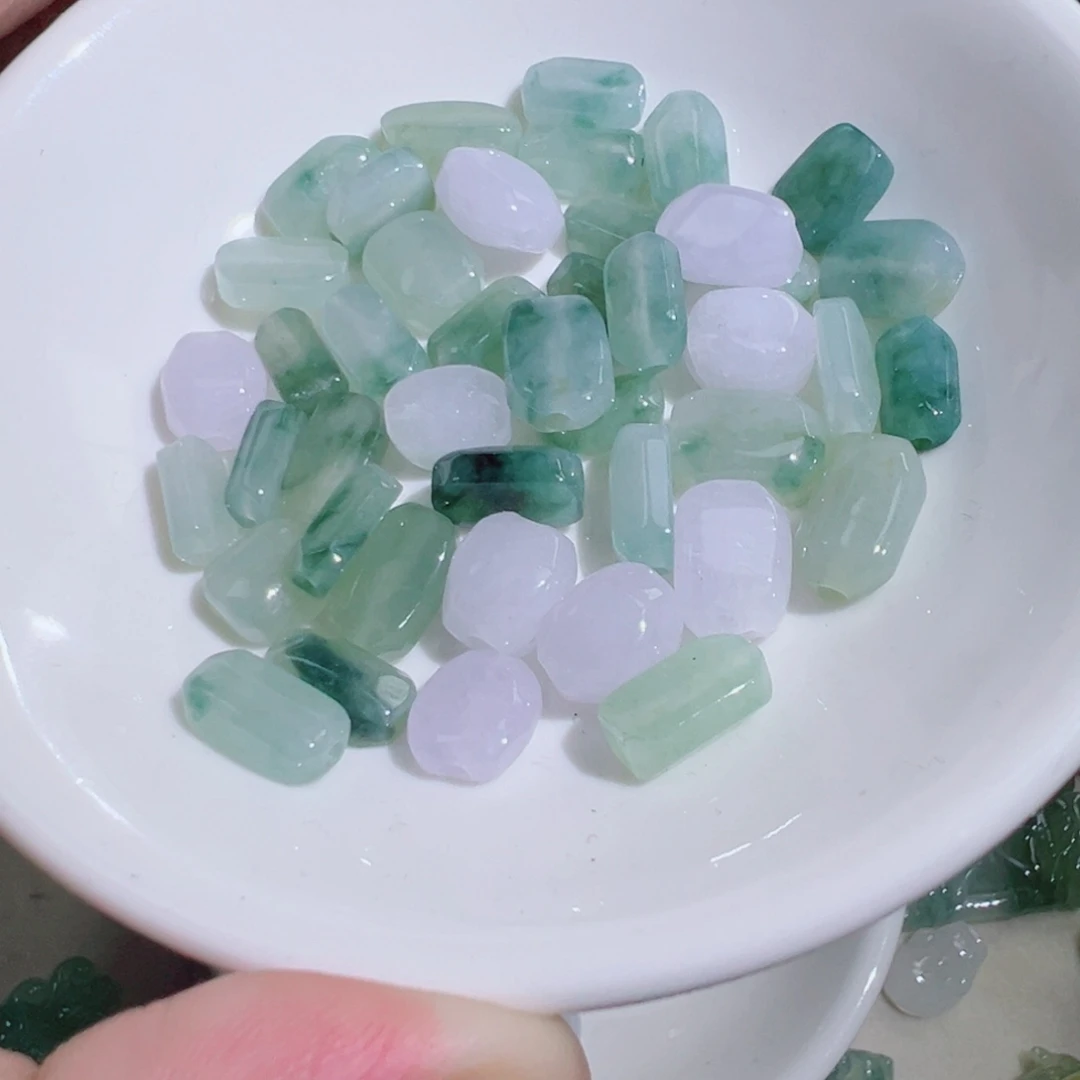 翡翠散珠随行俩颗 多样性发货