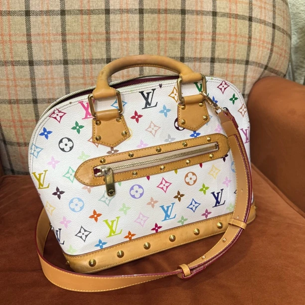 95新 LouisVuitton/路易威登 Lv路易威登 白三彩大贝壳