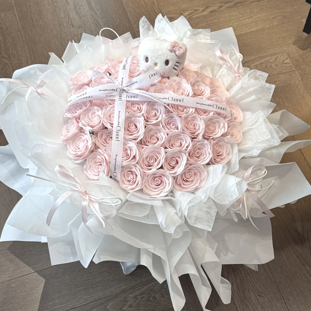 hellokitty花束永生花花束kt猫花束网红玫瑰花皂花女友花束高级感
