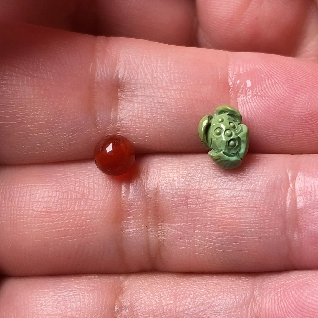 南红玛瑙未镶嵌珠宝奇石