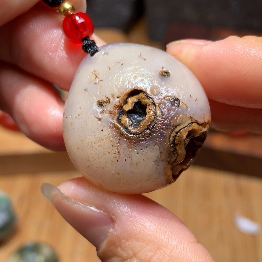 未镶嵌玛瑙/玉髓珠宝半成品