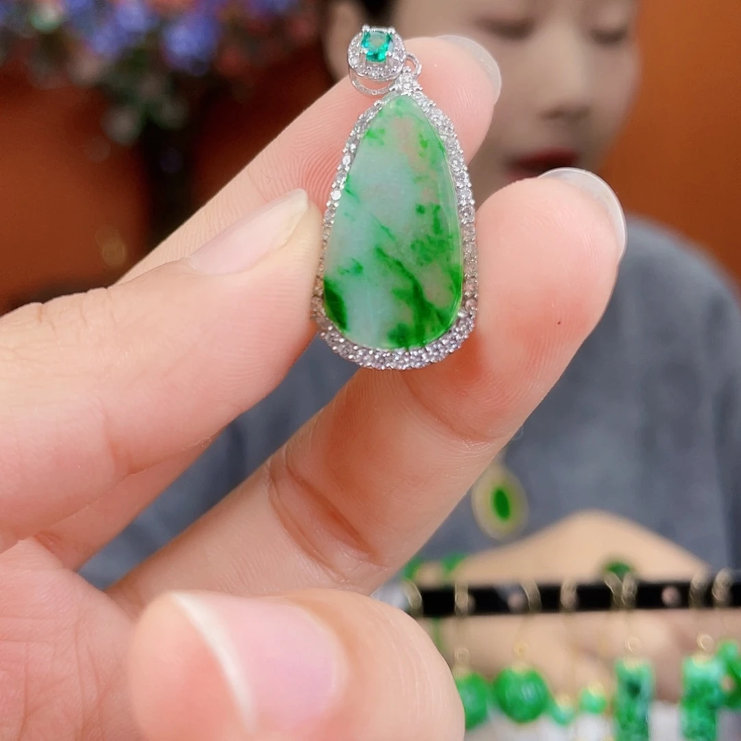 翡翠银S925镶嵌耳饰