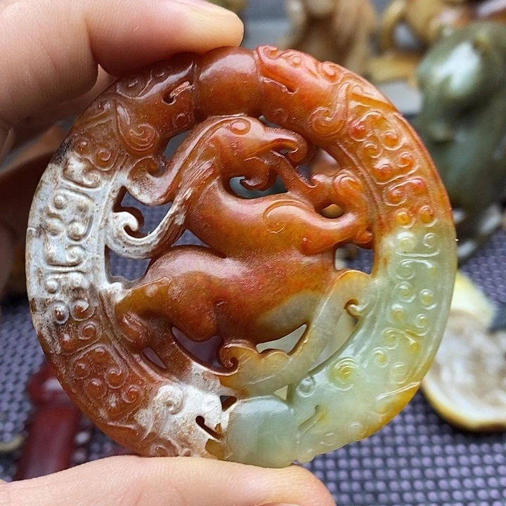 未镶嵌蛇纹石玉颈饰