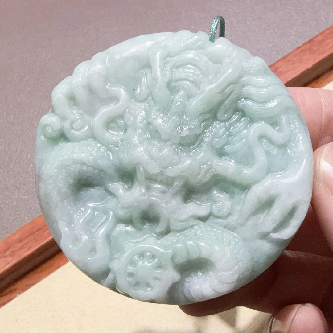 天然缅甸翡翠A货龙牌精雕-33