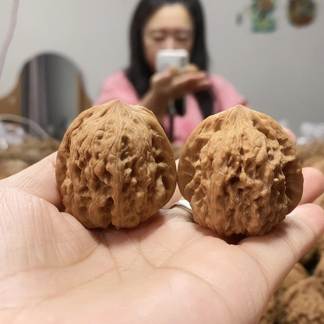 吊坠文玩核桃凹底37