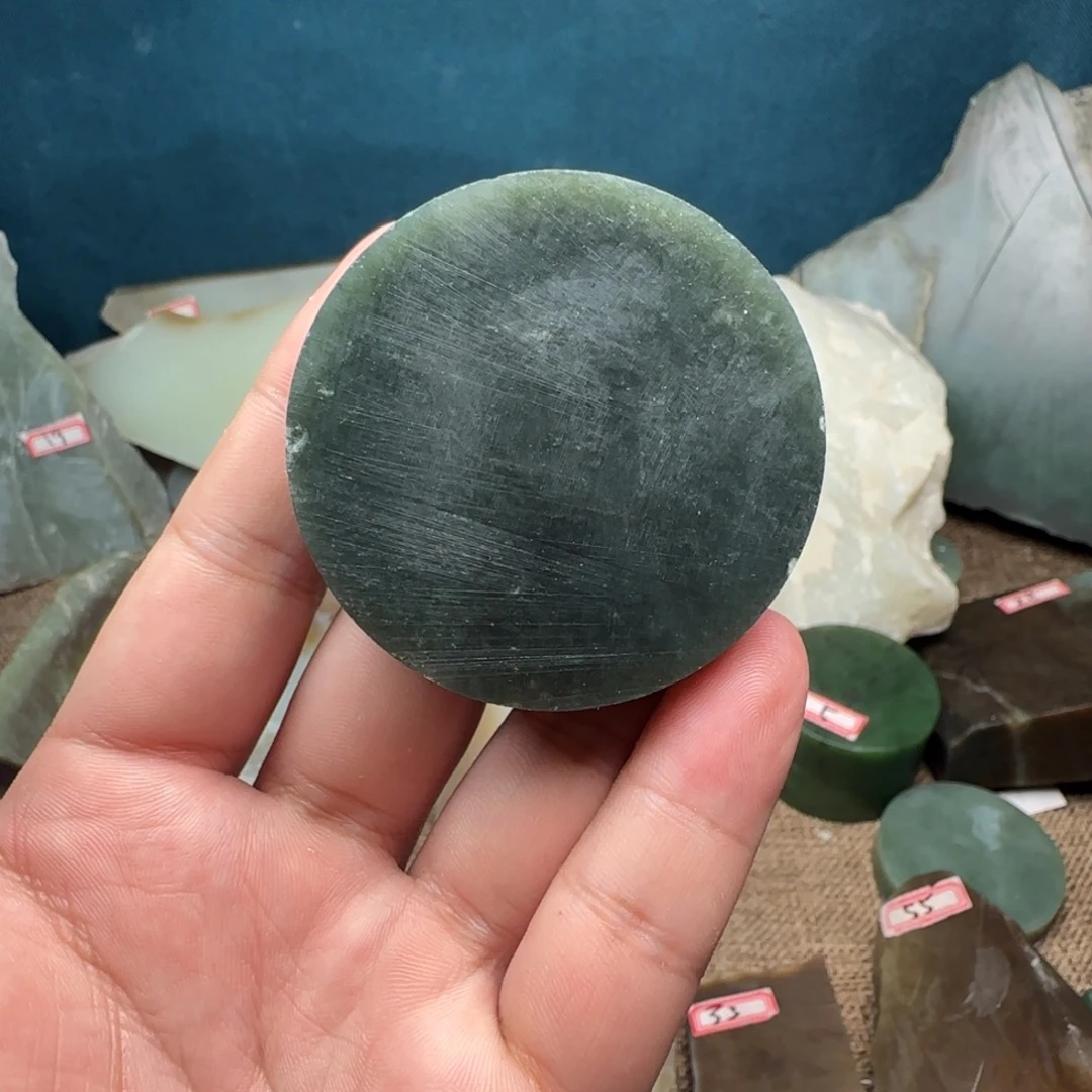 未镶嵌和田玉（糖玉）珠宝奇石