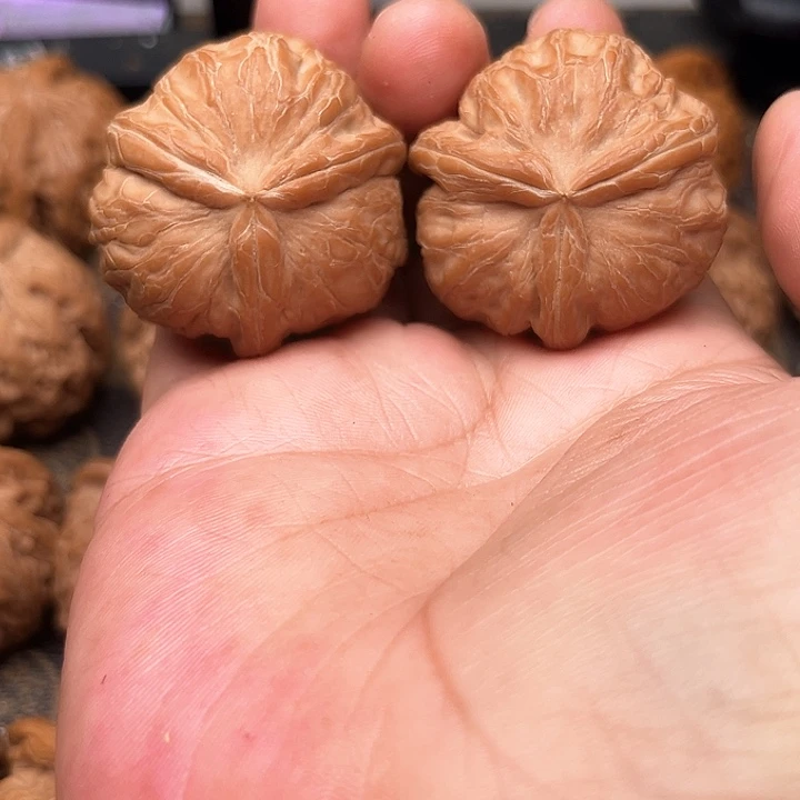 吊坠文玩核桃你们都在