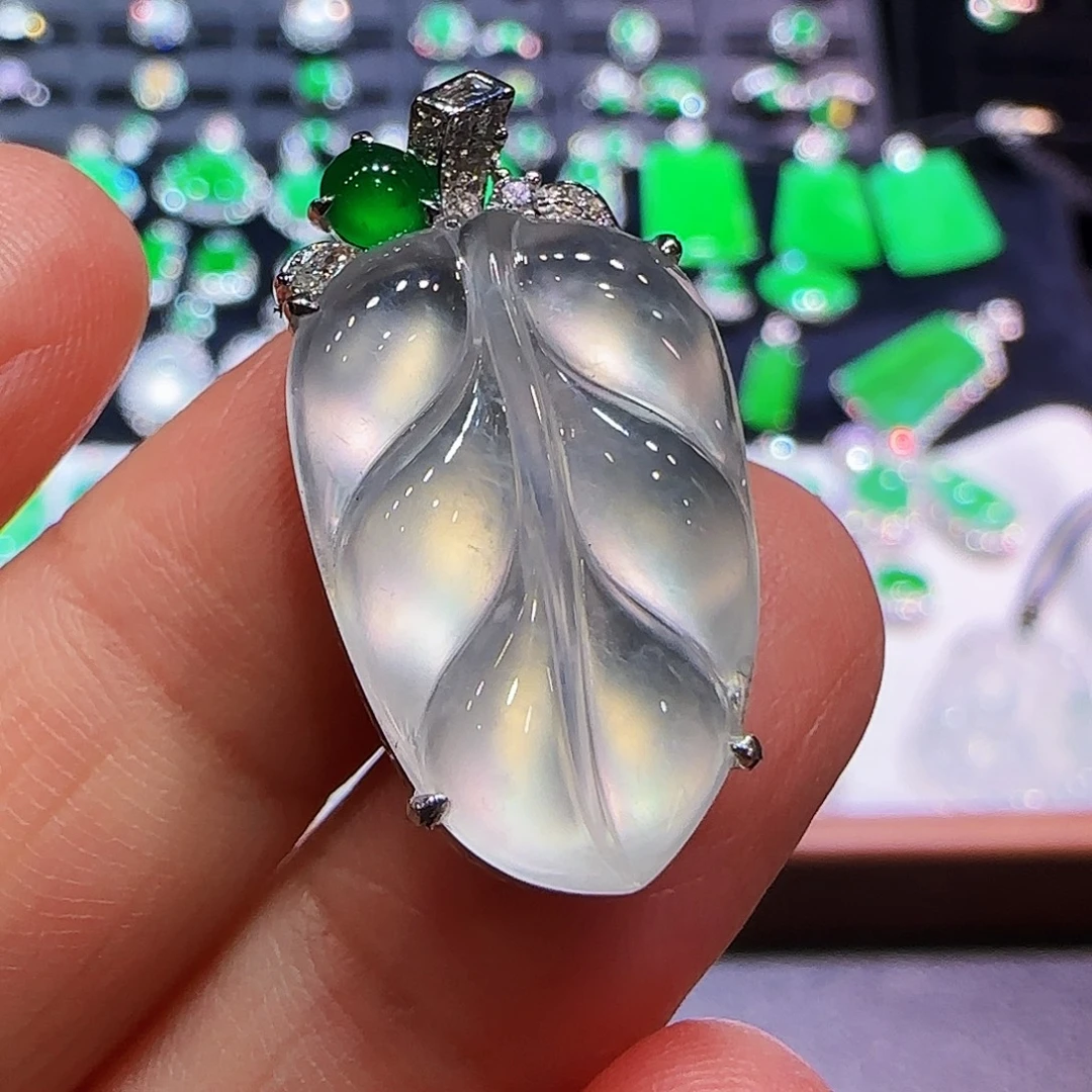 翡翠18K金镶嵌吊坠(不含链)吊坠