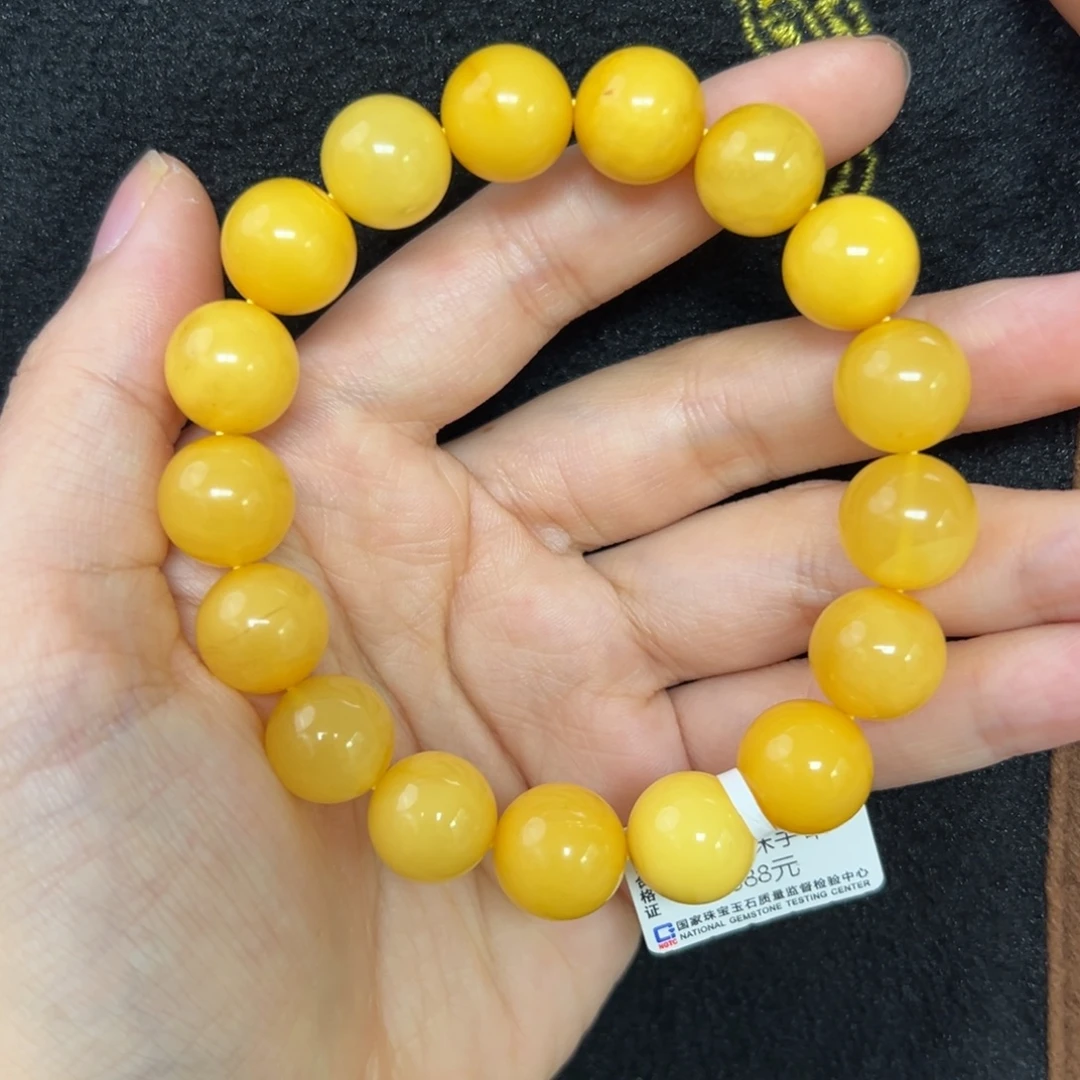 未镶嵌琥珀珠宝奇石