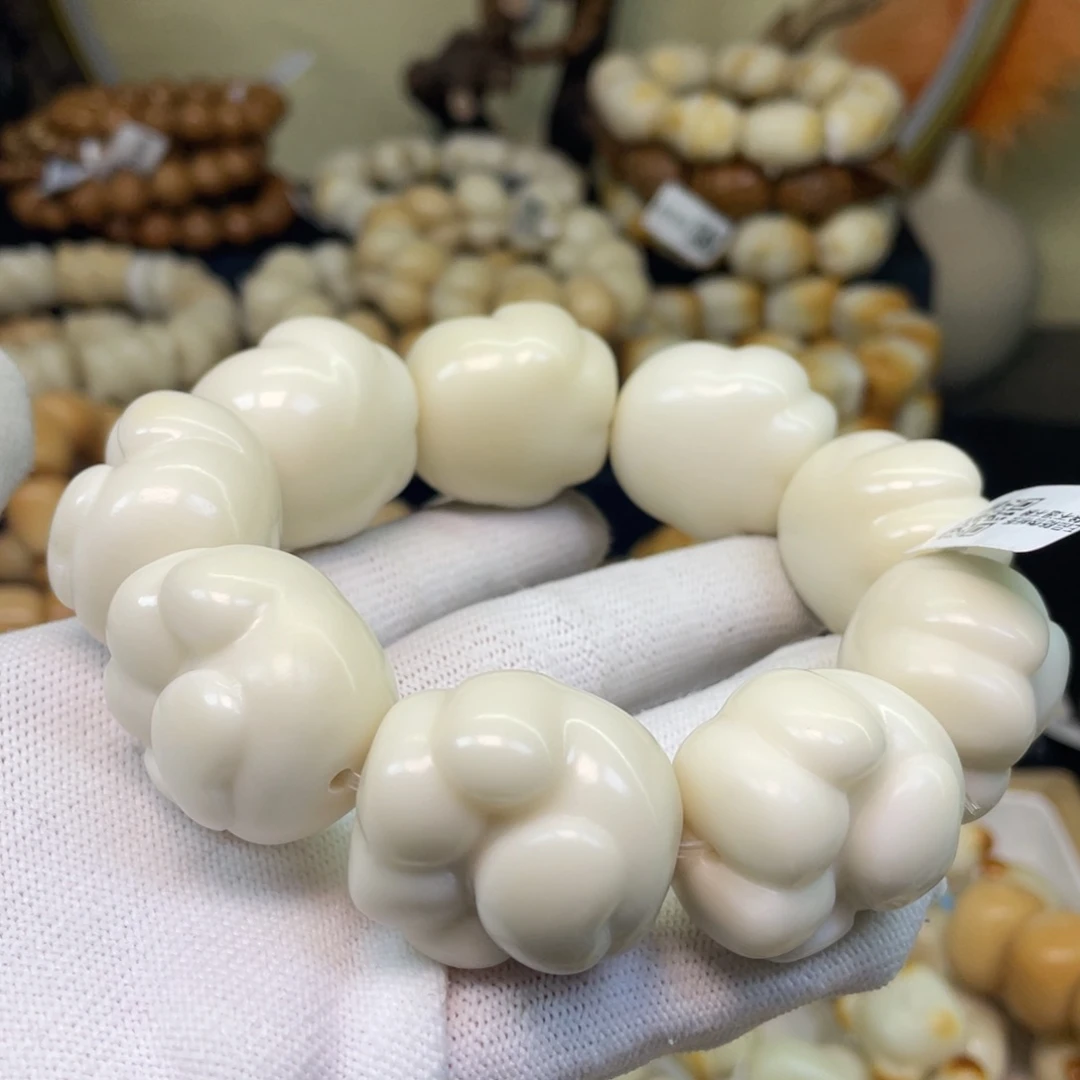 菩提根/象牙果吊坠114大狗抓瑕疵