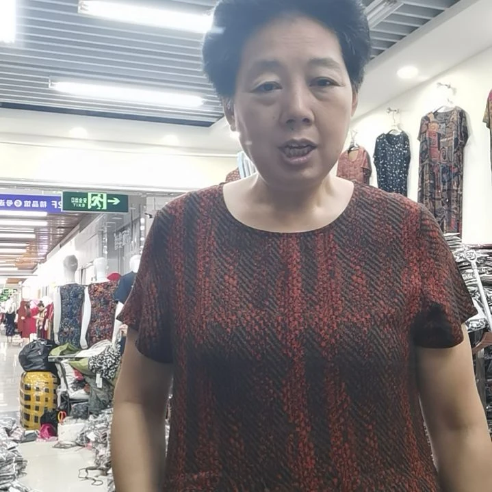 套头6X酒红色连衣裙抽绳