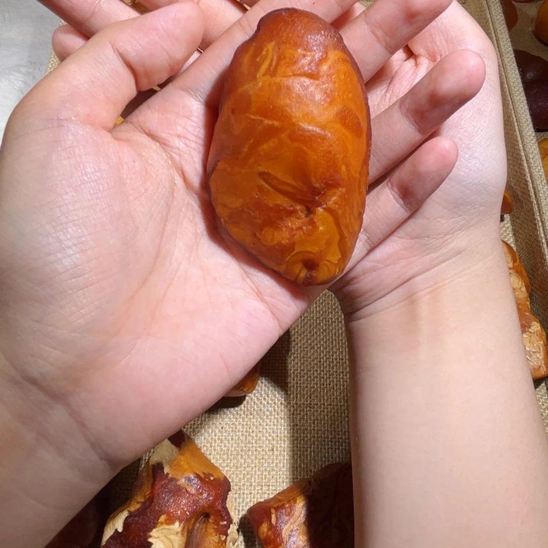 琥珀未镶嵌颈饰蜜蜡全皮手把