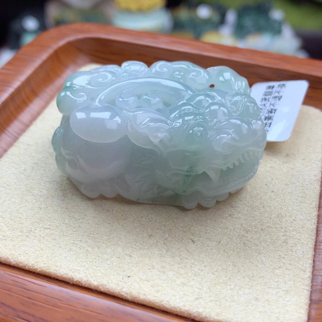翡翠未镶嵌颈饰翡翠貔貅
