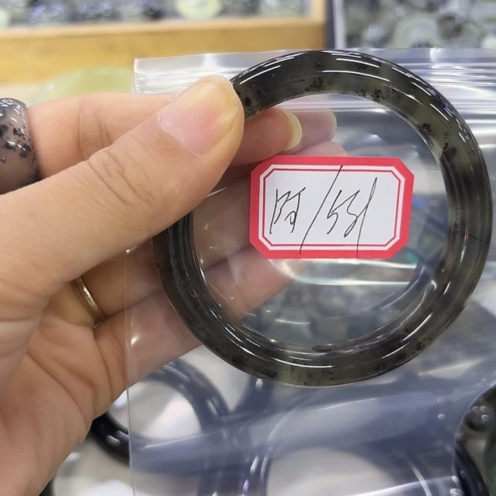阿***青未镶嵌蛇纹石玉岫玉手镯