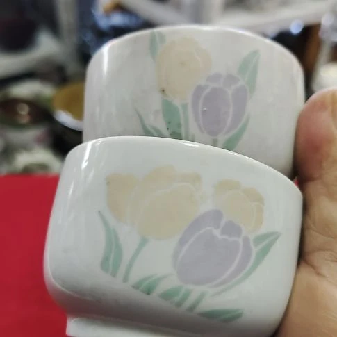瓷片瓷片，各种摆件，均有瑕疵。沙锅！