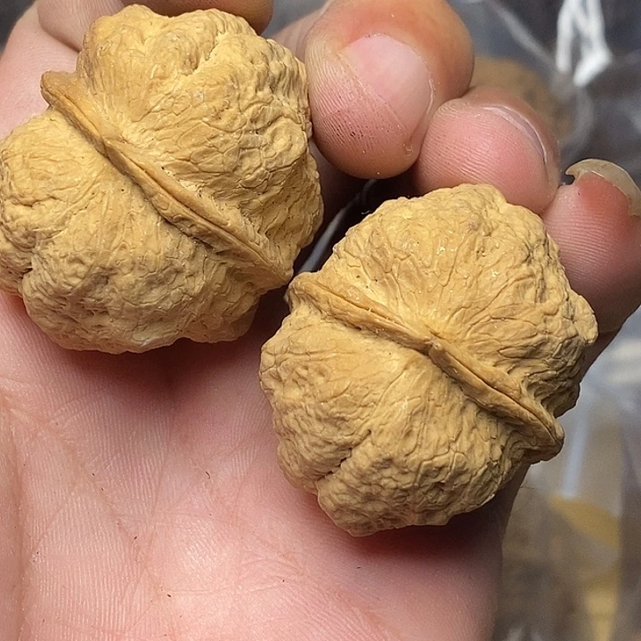 文玩核桃把件志成云铁文玩99